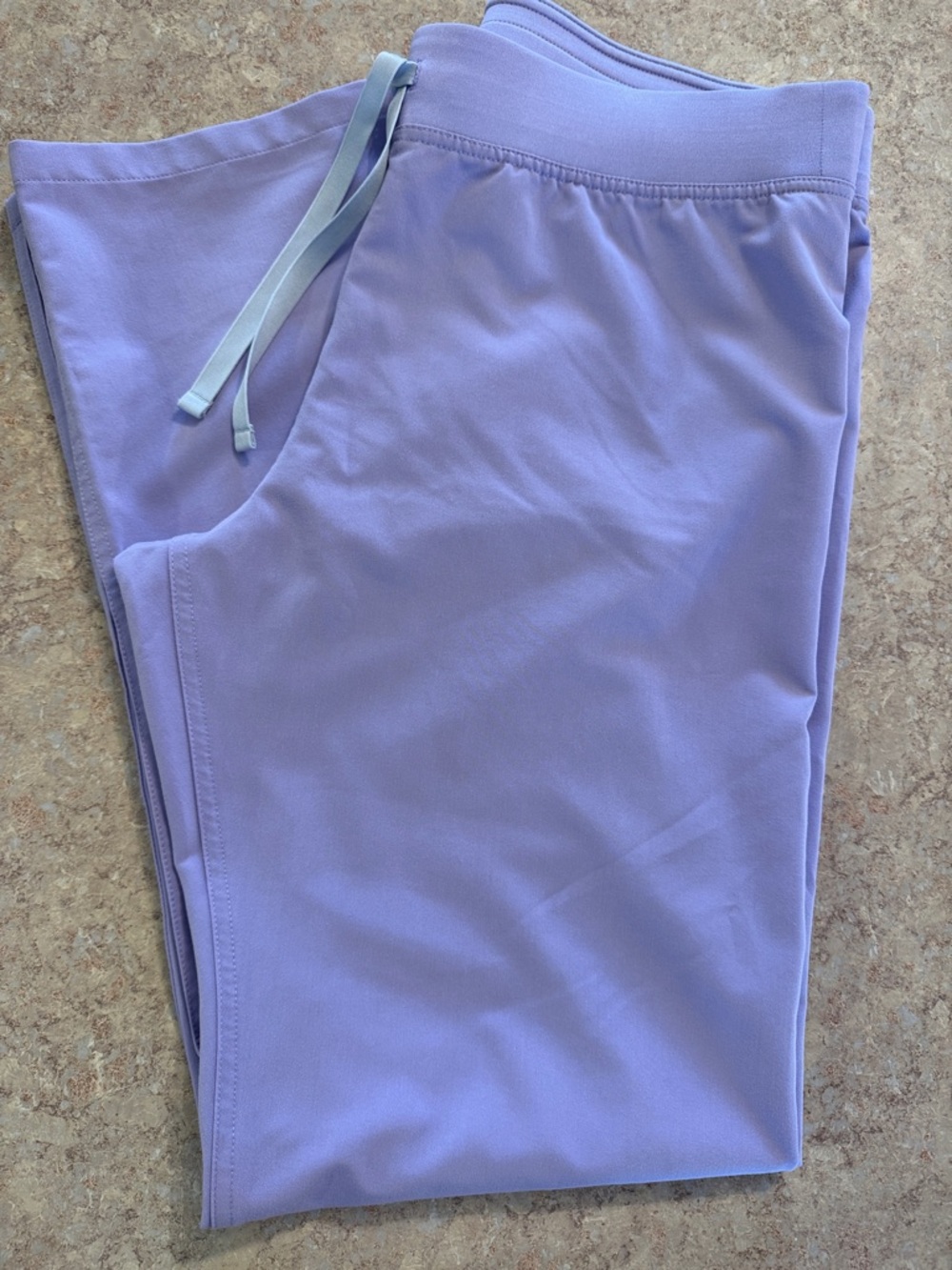 Figs women's Livingston scrub pants in color lavender dew